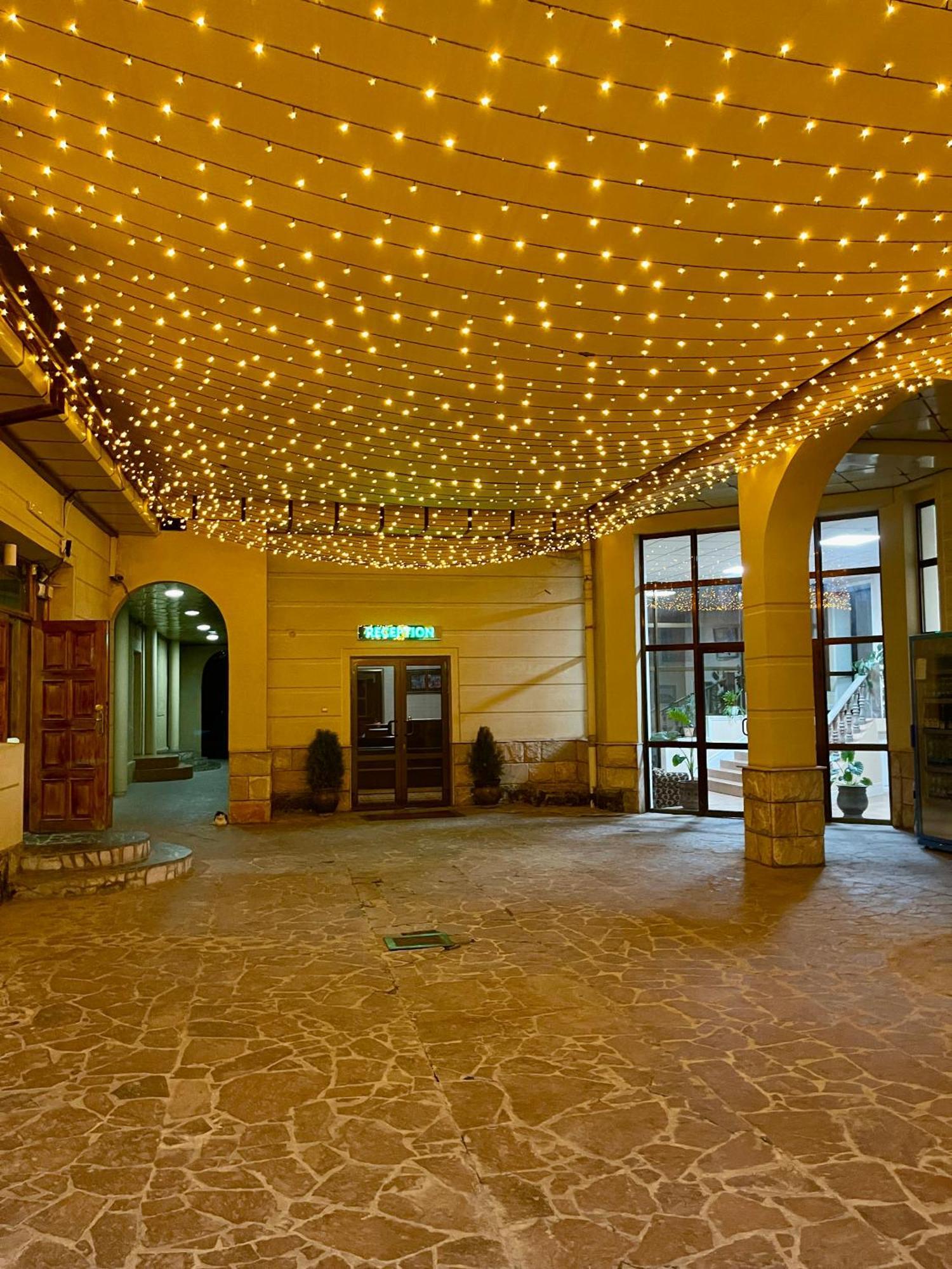 Green Hotel Tasken Kültér fotó